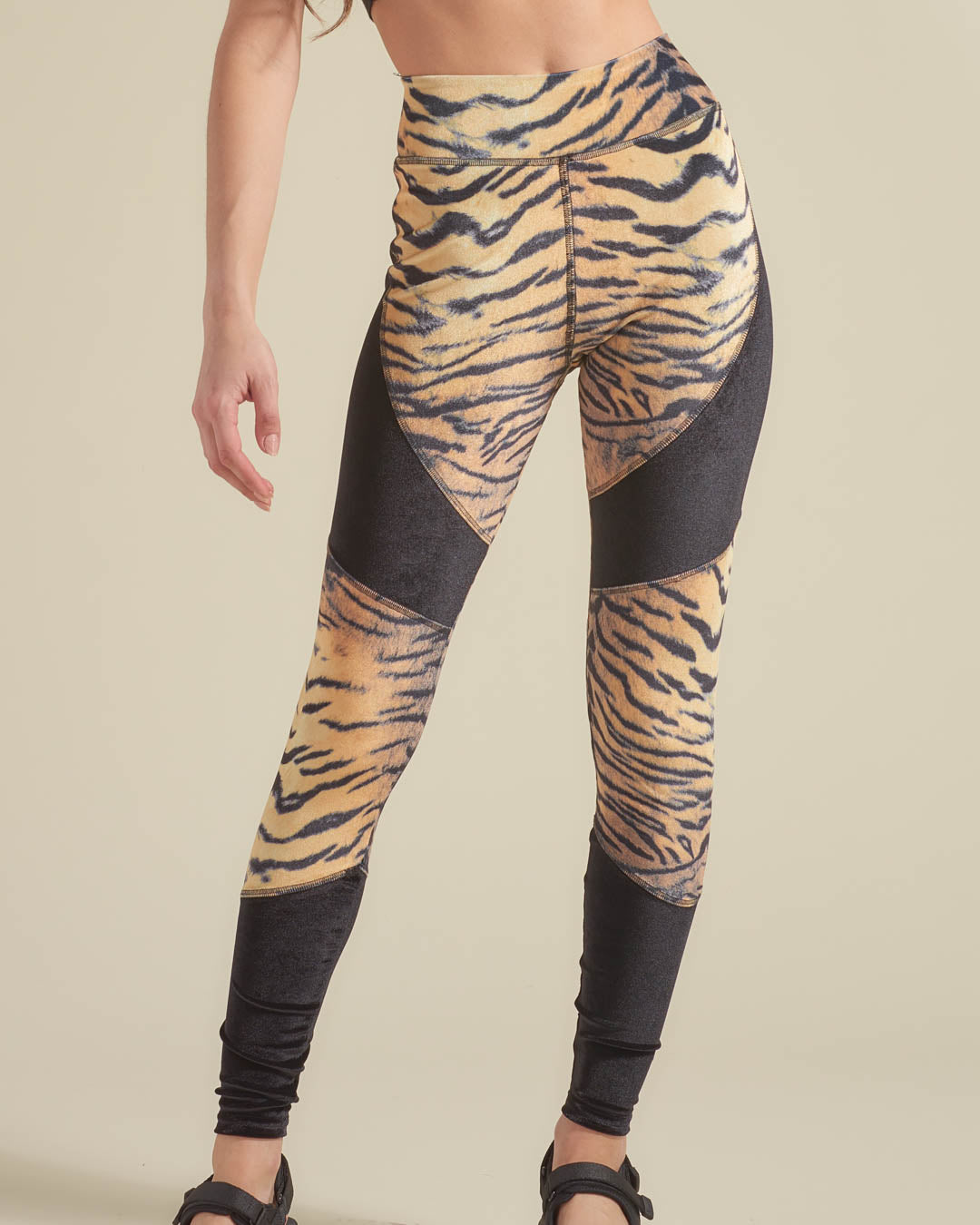 Tiger Velvet Contrast Sport Legging | Women&#39;s