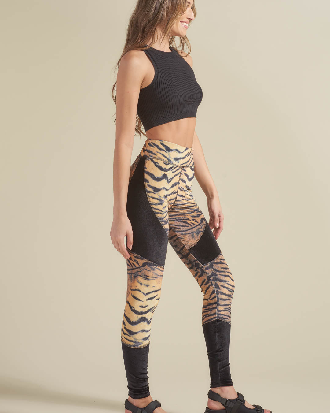 Tiger Velvet Contrast Sport Legging | Women's