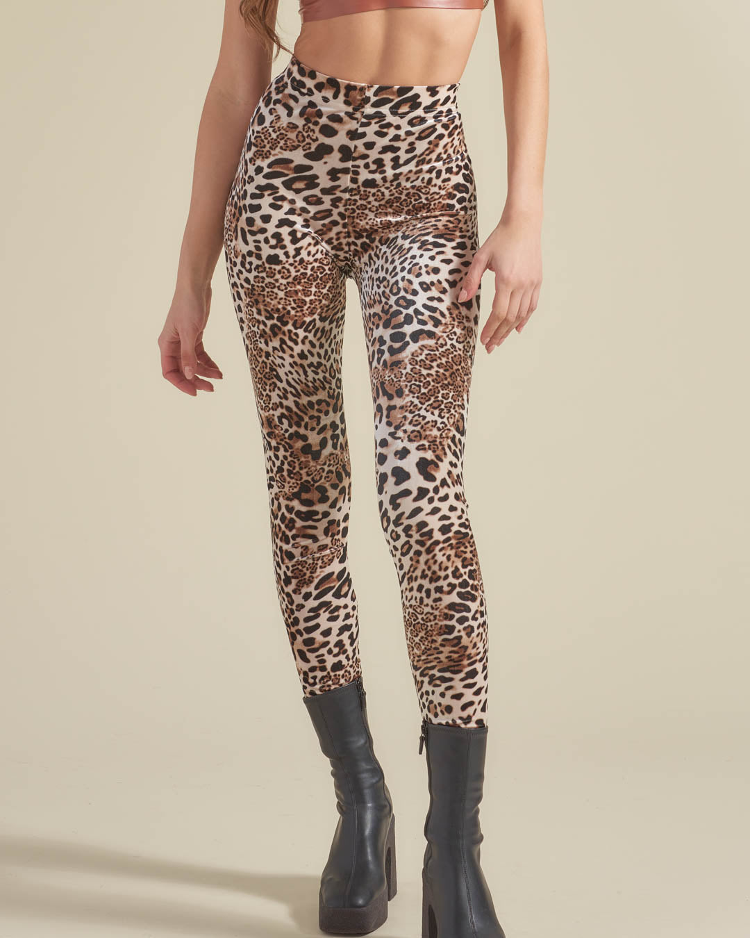 Arabian Leopard Velvet Leggings | Women's