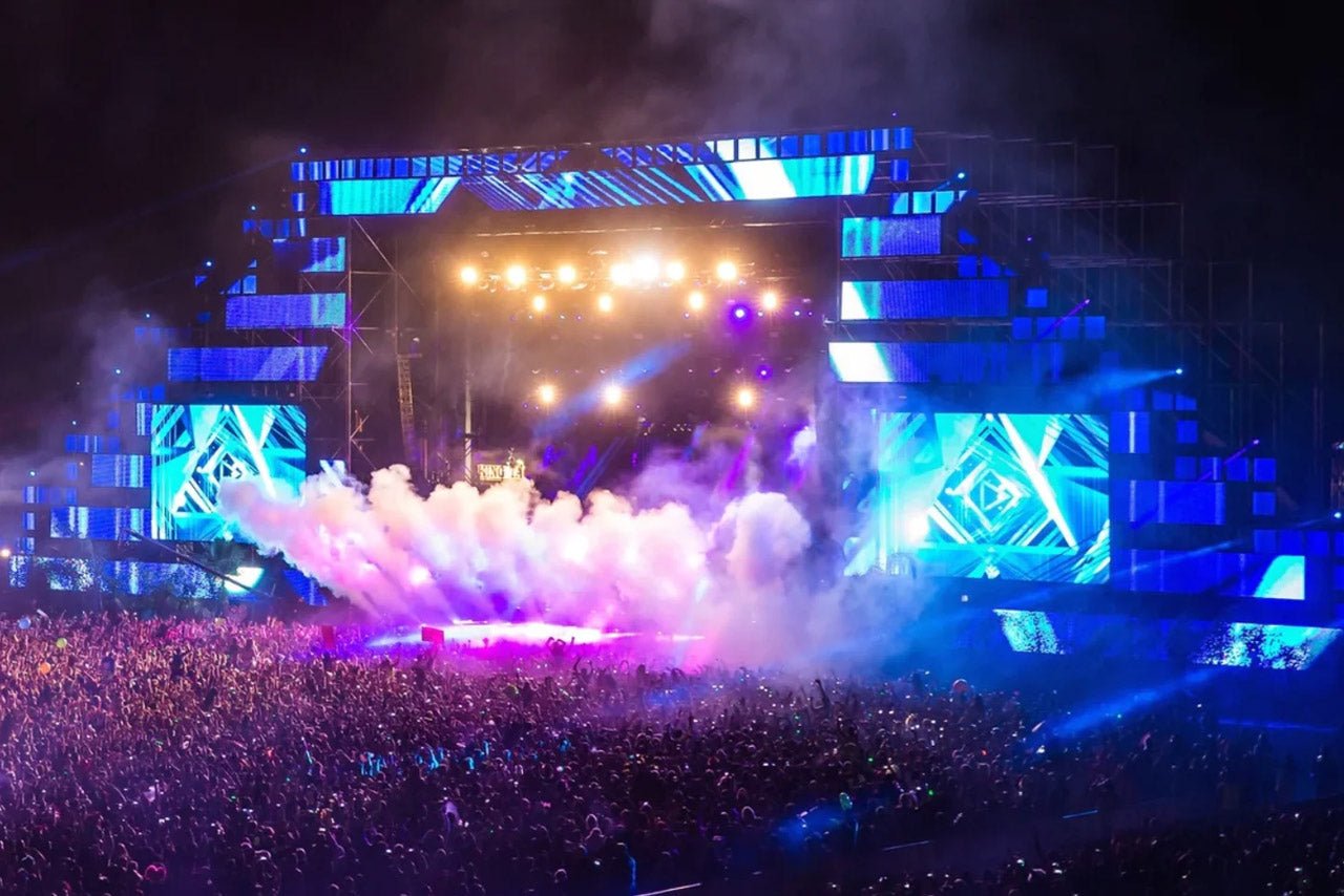 Festival stage lighting