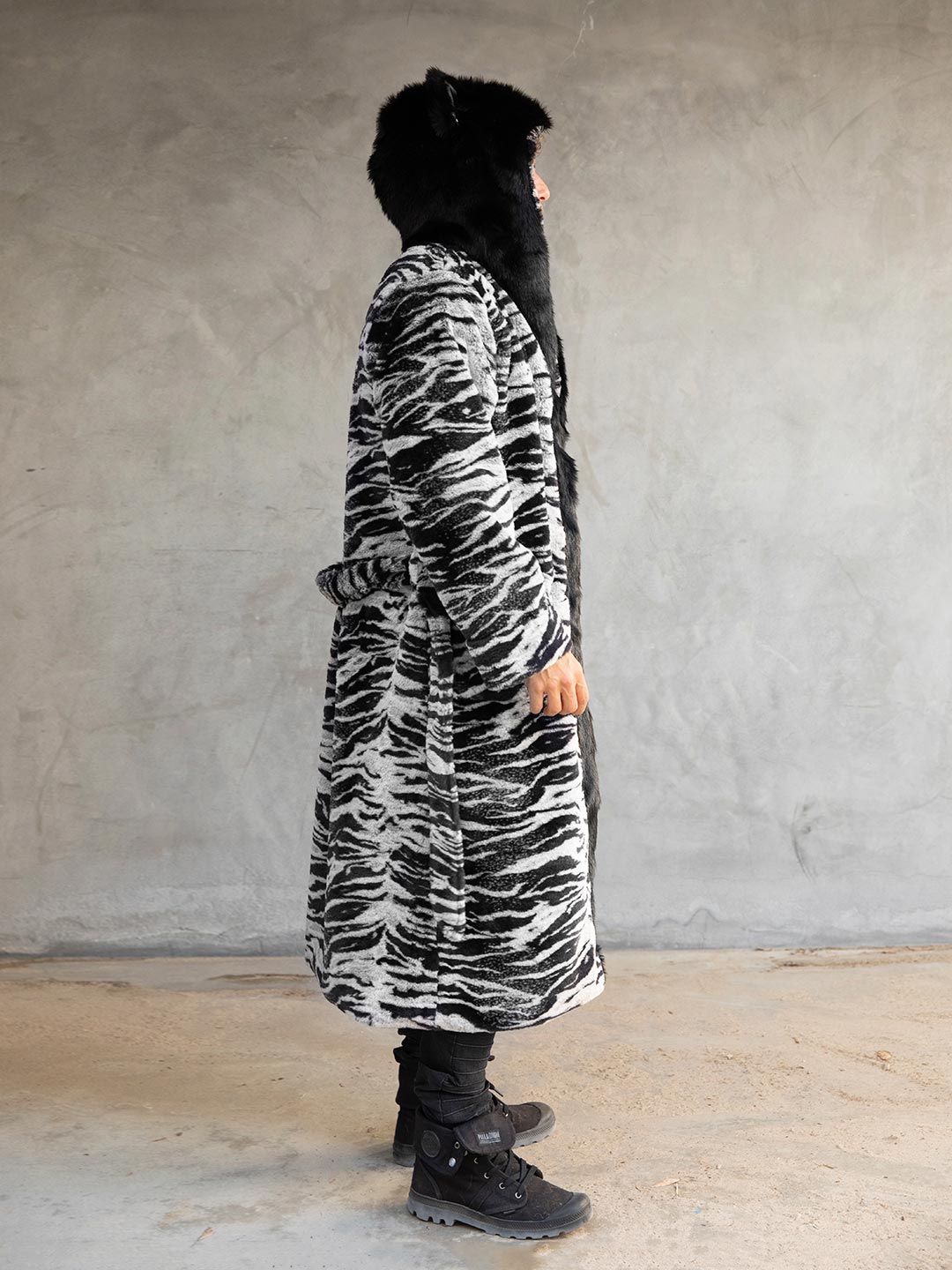 Man wearing Tiger Classic Faux Fur Style Robe, side view 2