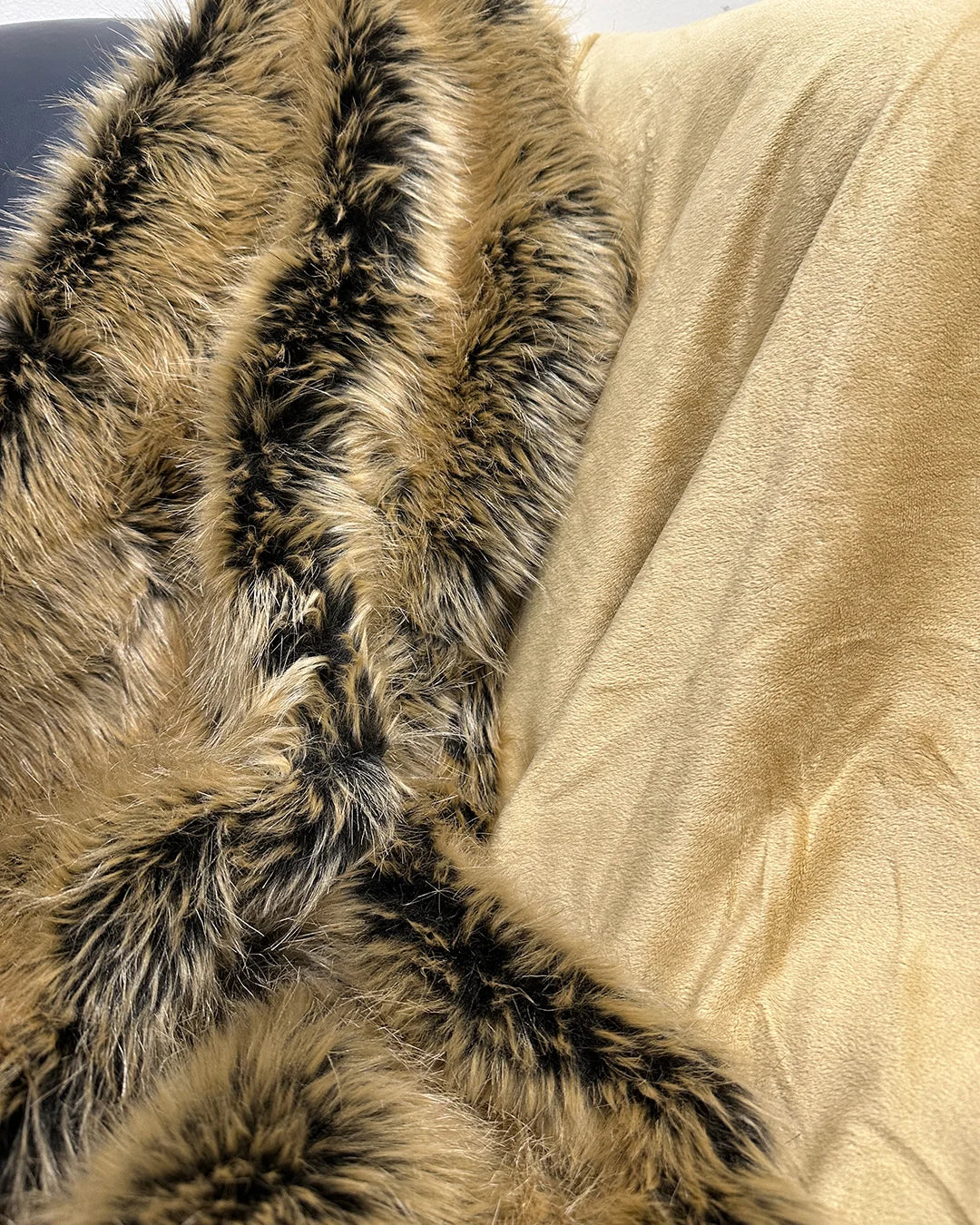 *Sample* Signature Collection Faux Fur Blanket | Golden Wolf