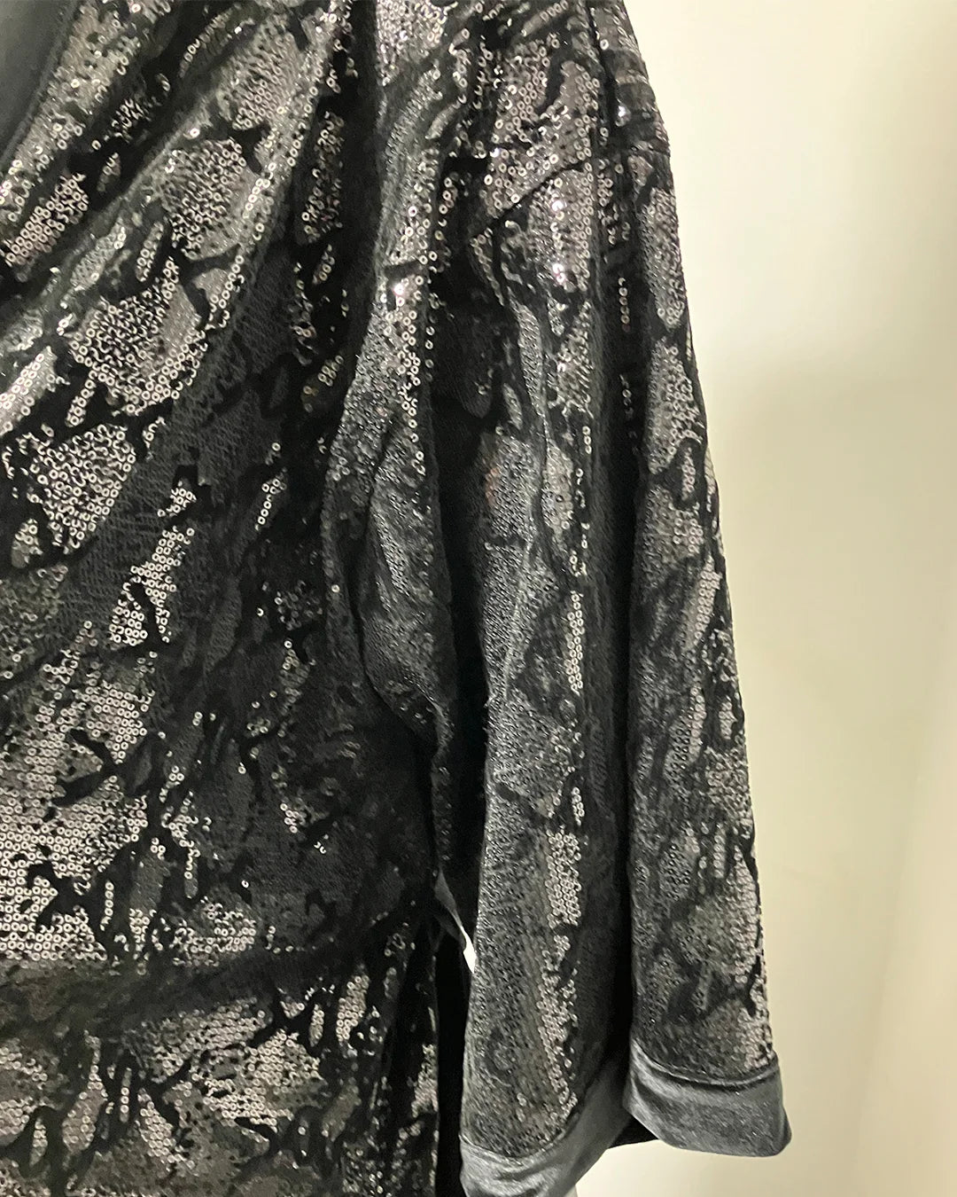 *Almost Purfect* Sequin Kimono | Black Snakeskin - LARGE-XL
