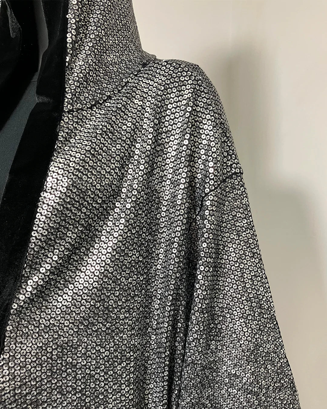 *Almost Purfect* Sequin Kimono | Silver Wolf - L-XL