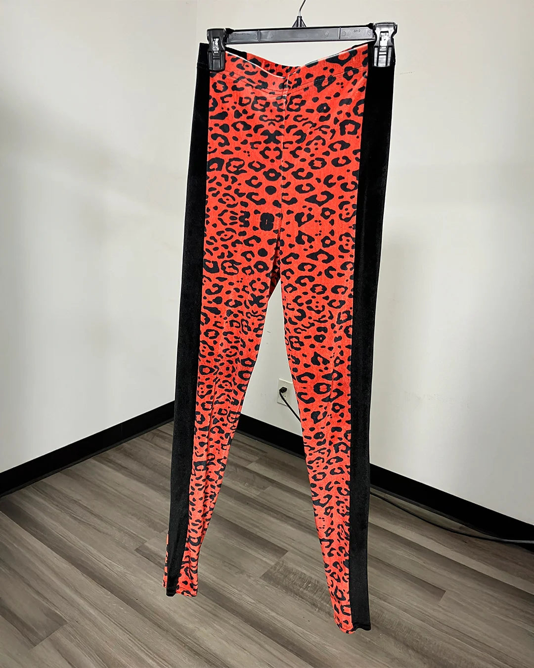 *One Of A Kind / Prototype* Sunrise Cheetah Velvet Contrast Leggings - MEDIUM