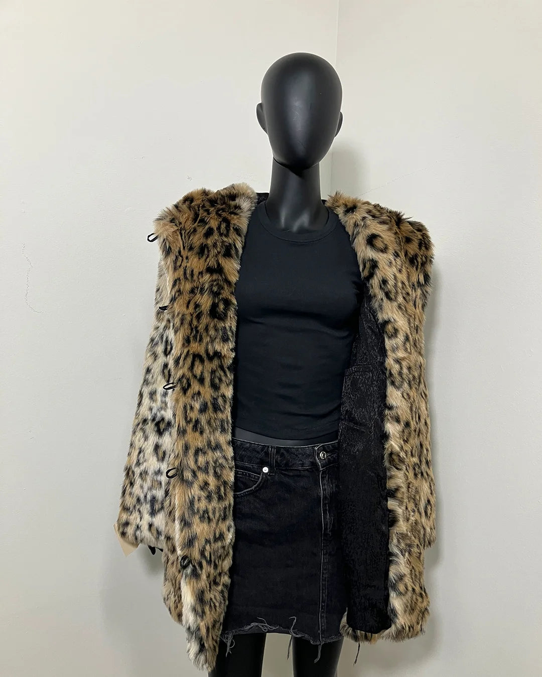 *Last Stock* Classic Faux Fur Coat | Leopard - MEDIUM