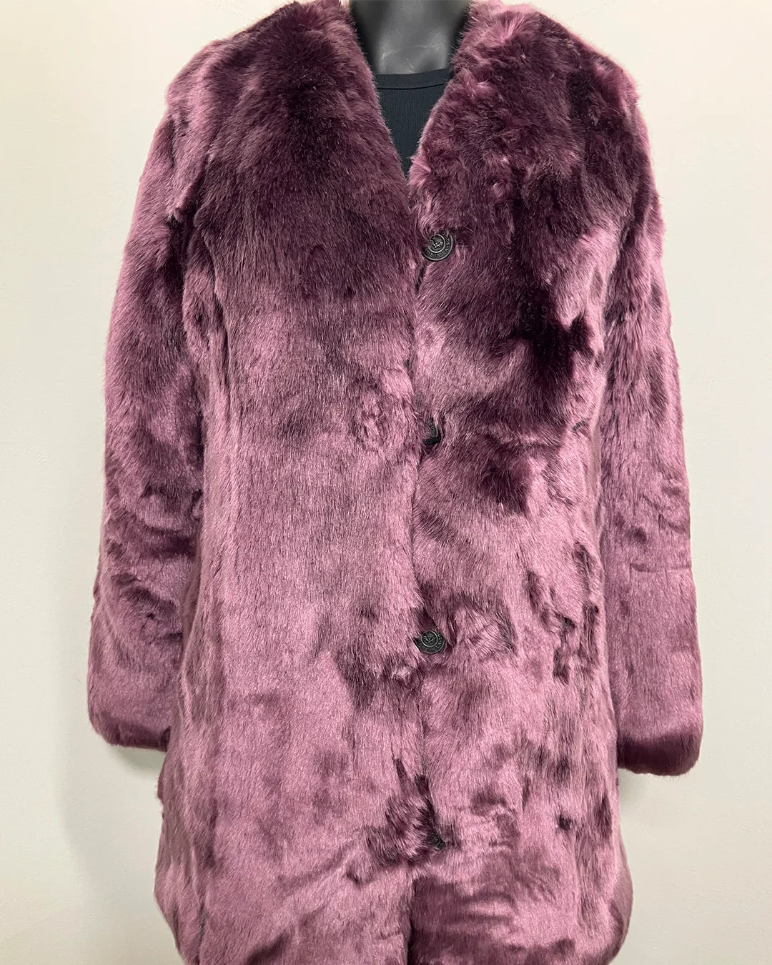Mannequin wearing a lavender v-neck faux fur coat over a black outfit on a plain background. SpiritHoods Online Sample Sale Style: Luxe V-Neck Faux Fur Coat in Lavender Wolf in Size X-SMALL.