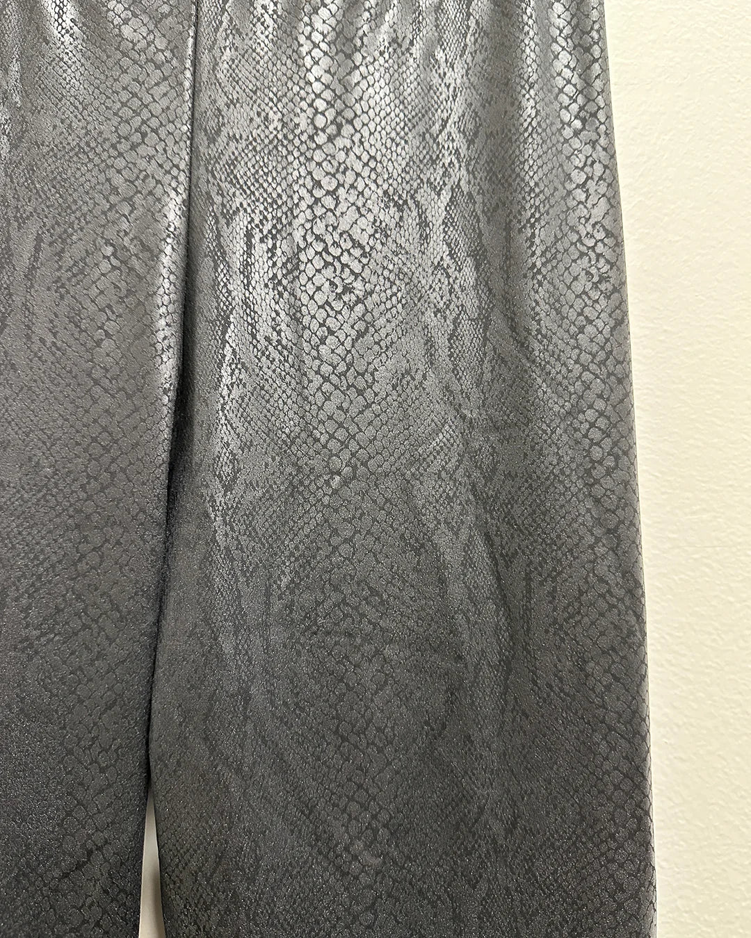 *One Of A Kind* Black Snakeskin Legging - Small