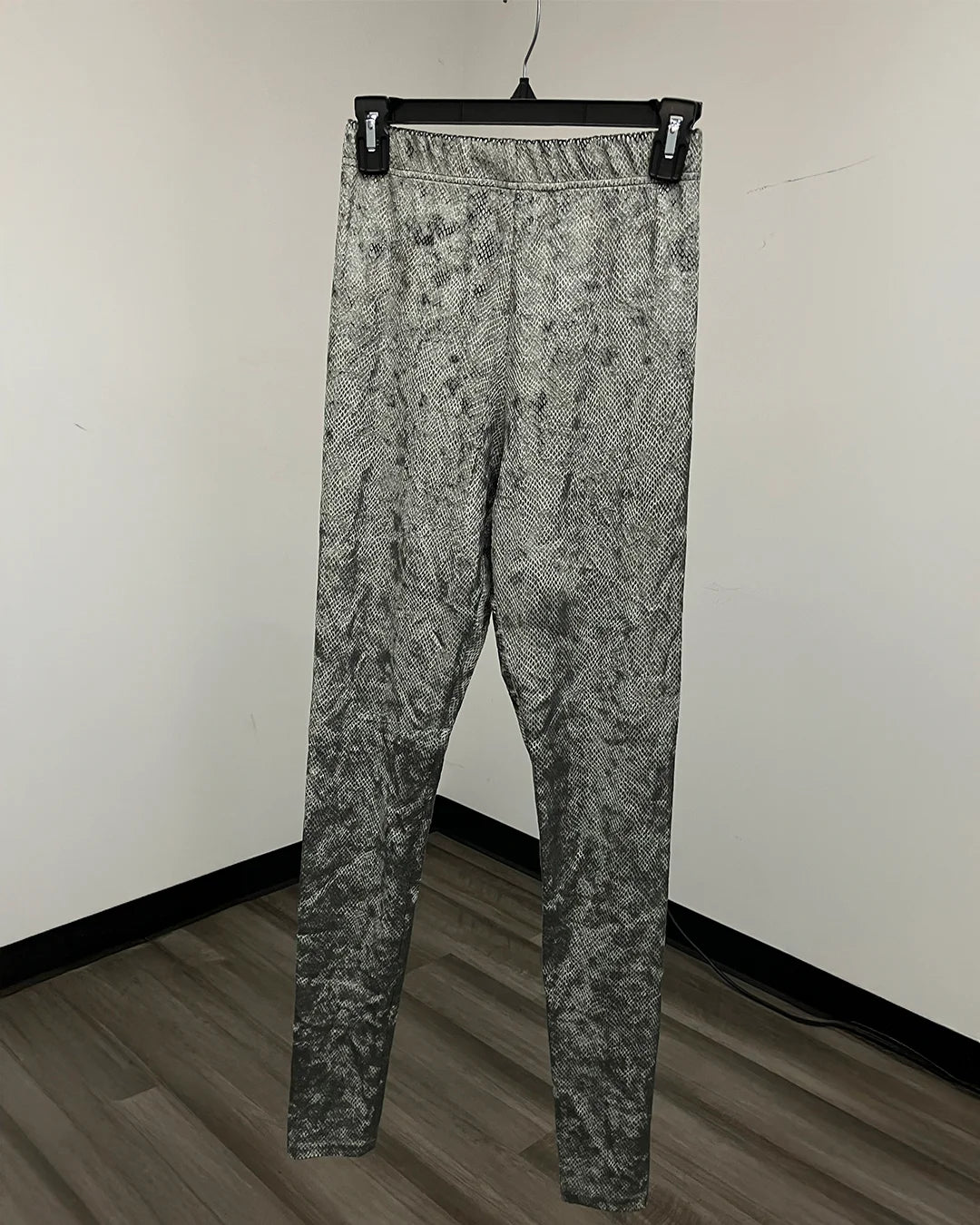*One Of A Kind / Prototype* Sage Japanese Rattle Sankeskin Leggings - SMALL