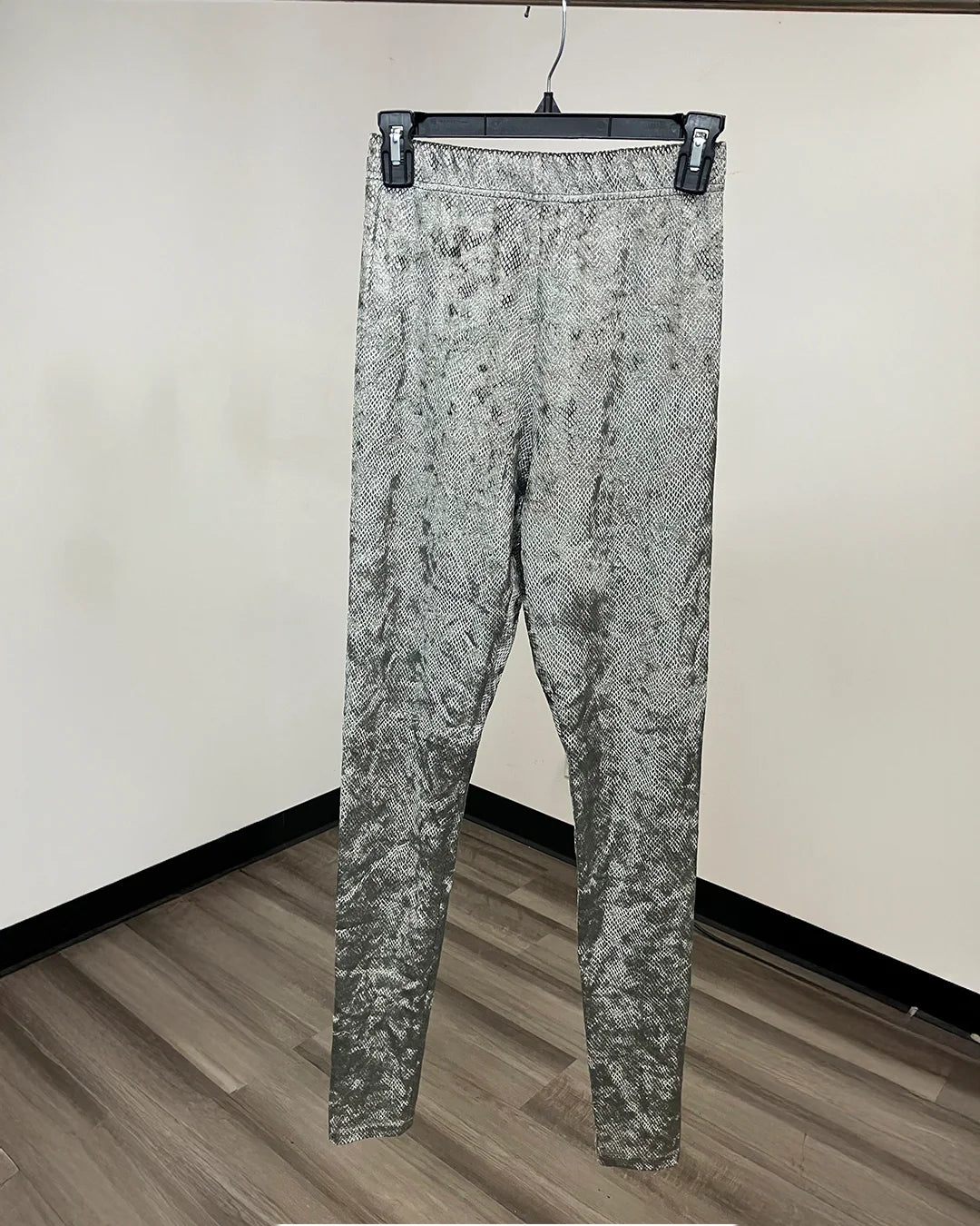 *One Of A Kind / Prototype* Sage Japanese Rattle Sankeskin Leggings - SMALL