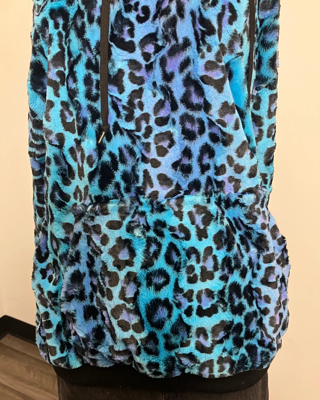 *Last Stock* Electric Blue Lynx Classic Pullover Hoodie - MEDIUM