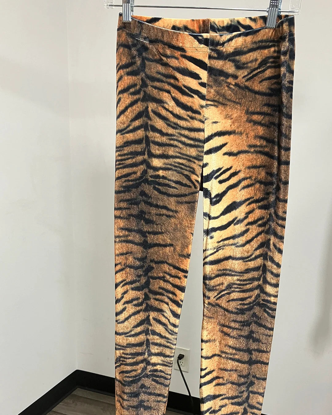 *Almost Purfect* Velvet Leggings | Tiger - MEDIUM