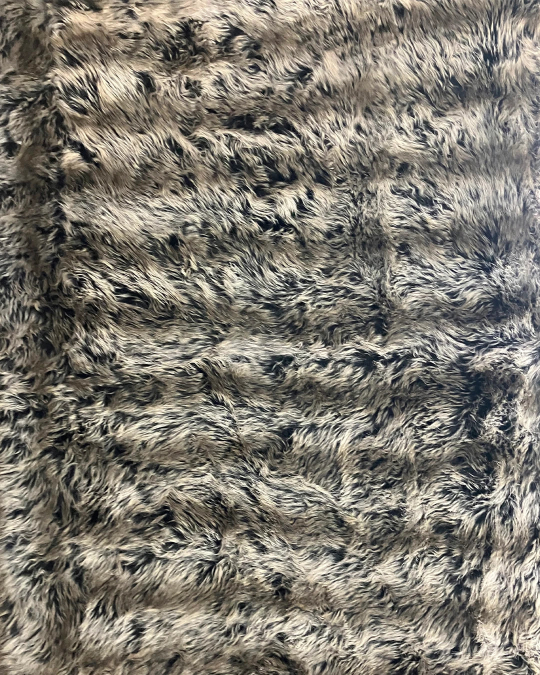 *Almost Purfect/Damaged* Faux Fur Large Blanket | Grey Wolf (ap2)