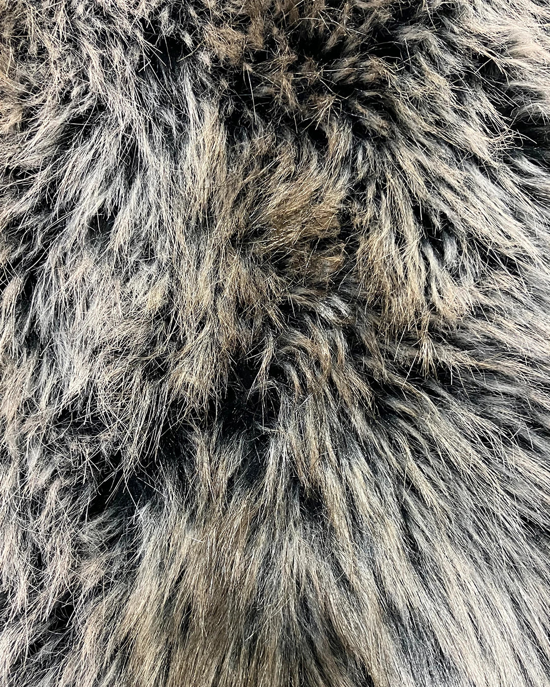 *Almost Purfect* Faux Fur Throw Blanket | Grey Wolf