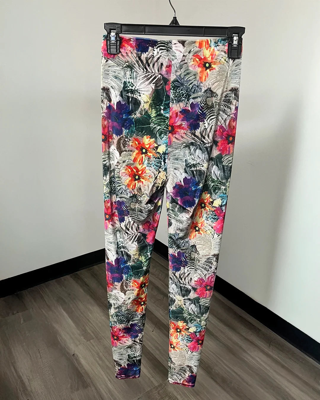 *Last Stock* Safari Garden Velvet Leggings - SMALL