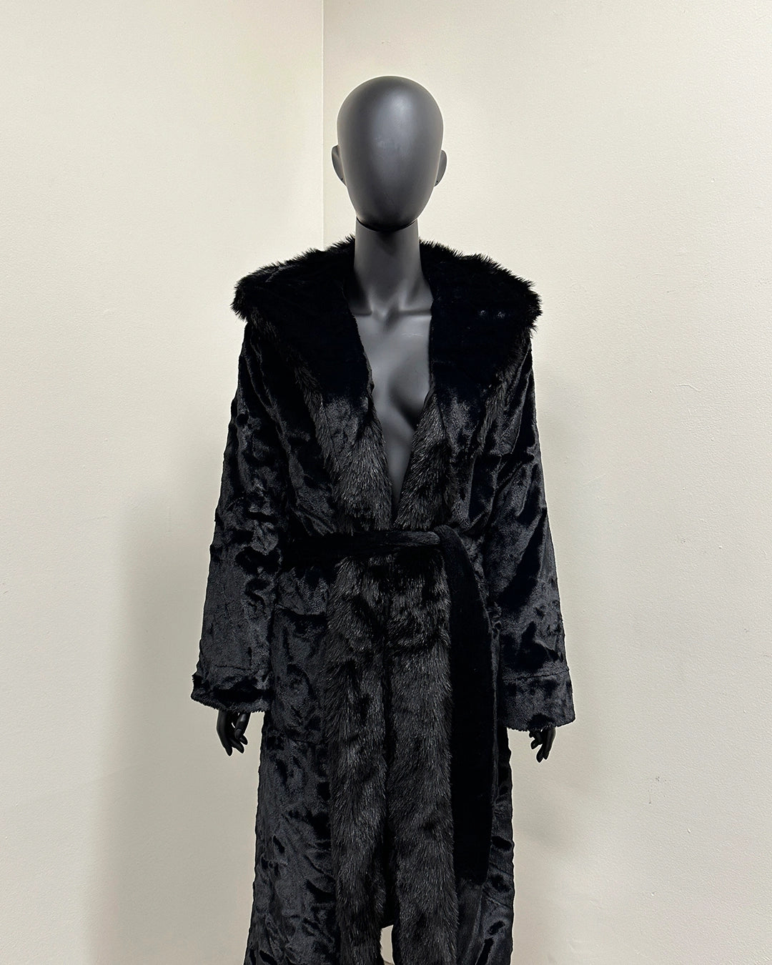 *Last Stock* Classic Faux Fur Style Robe | Black Panther - Small