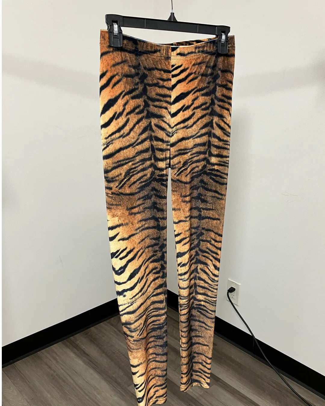 *Sample* Velvet Leggings | Tiger - SMALL