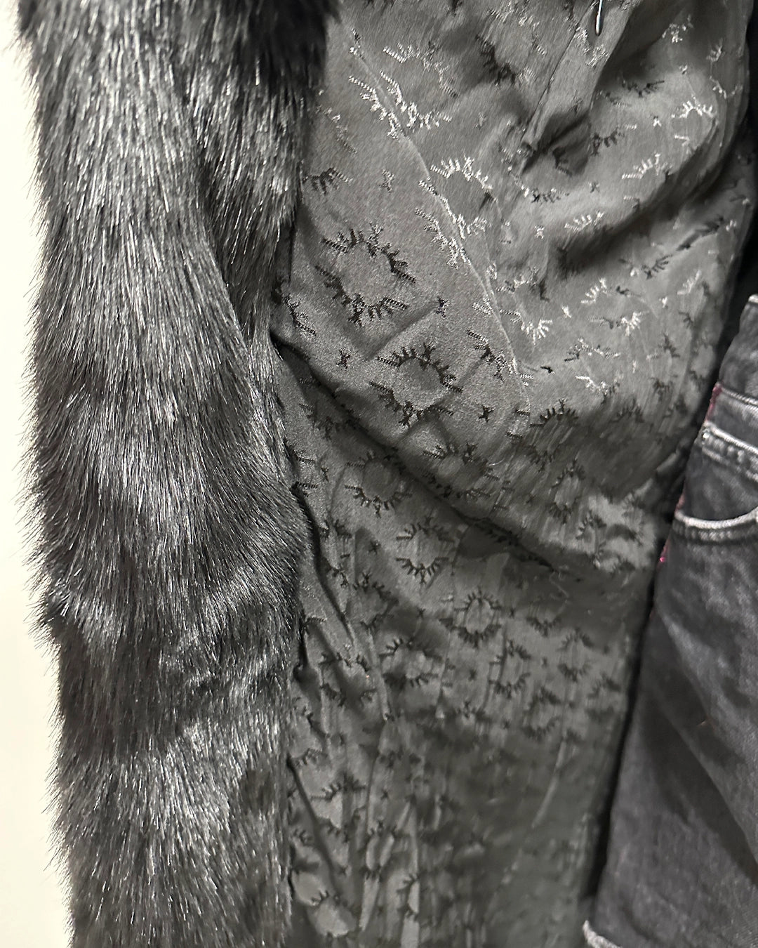 *Last Stock* Classic Faux Fur Style Robe | Black Panther