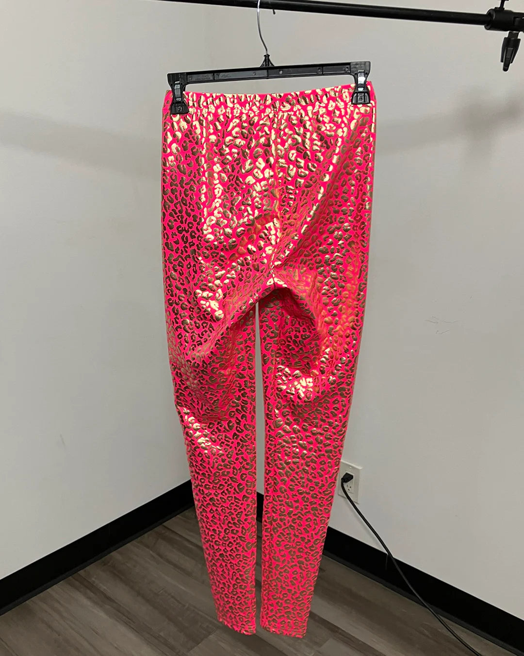 *Last Stock* Metallic Leggings | Neon Metallic Pink Leopard - SMALL
