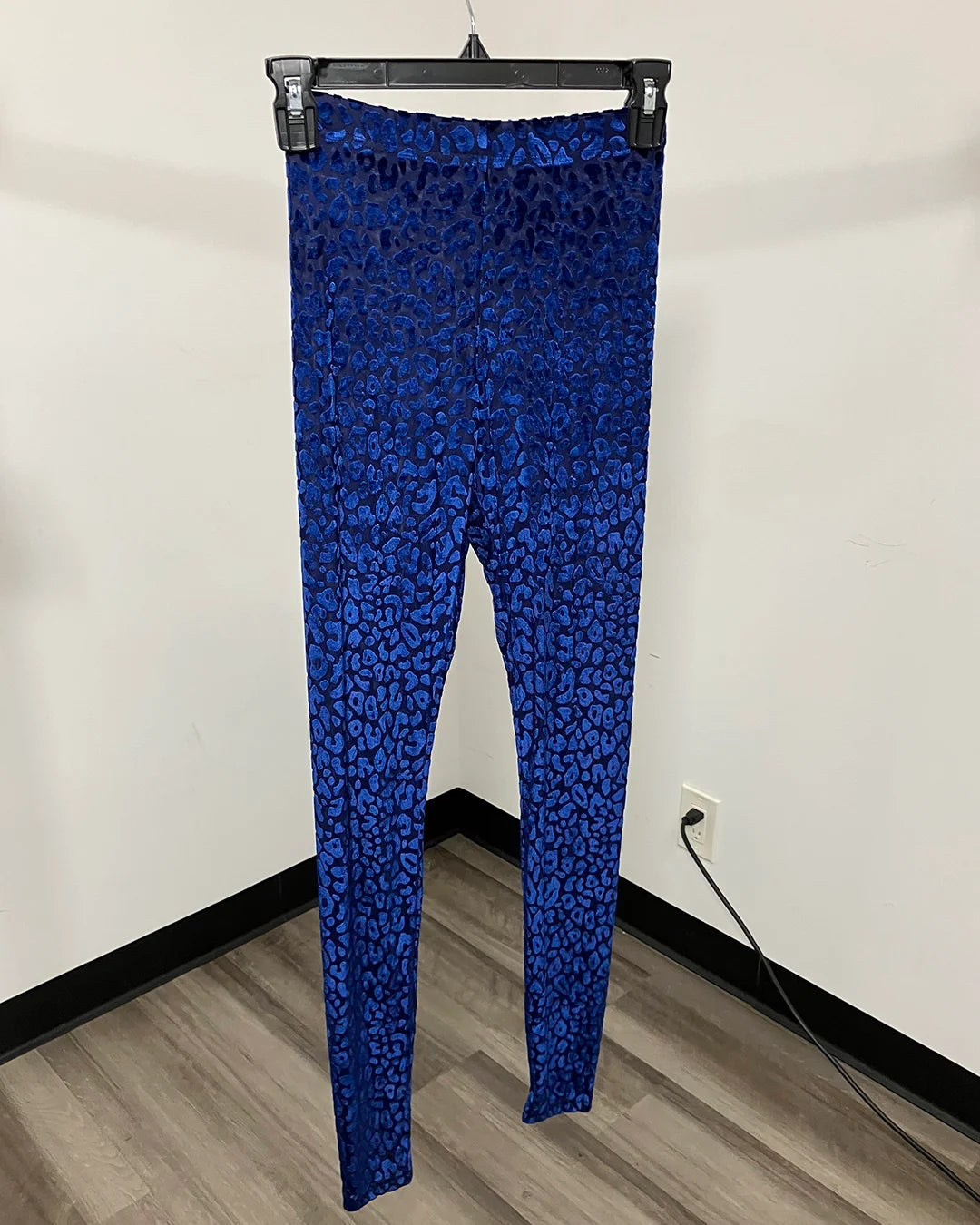 *Sample* Leggings | Blue Indigo Leopard - SMALL