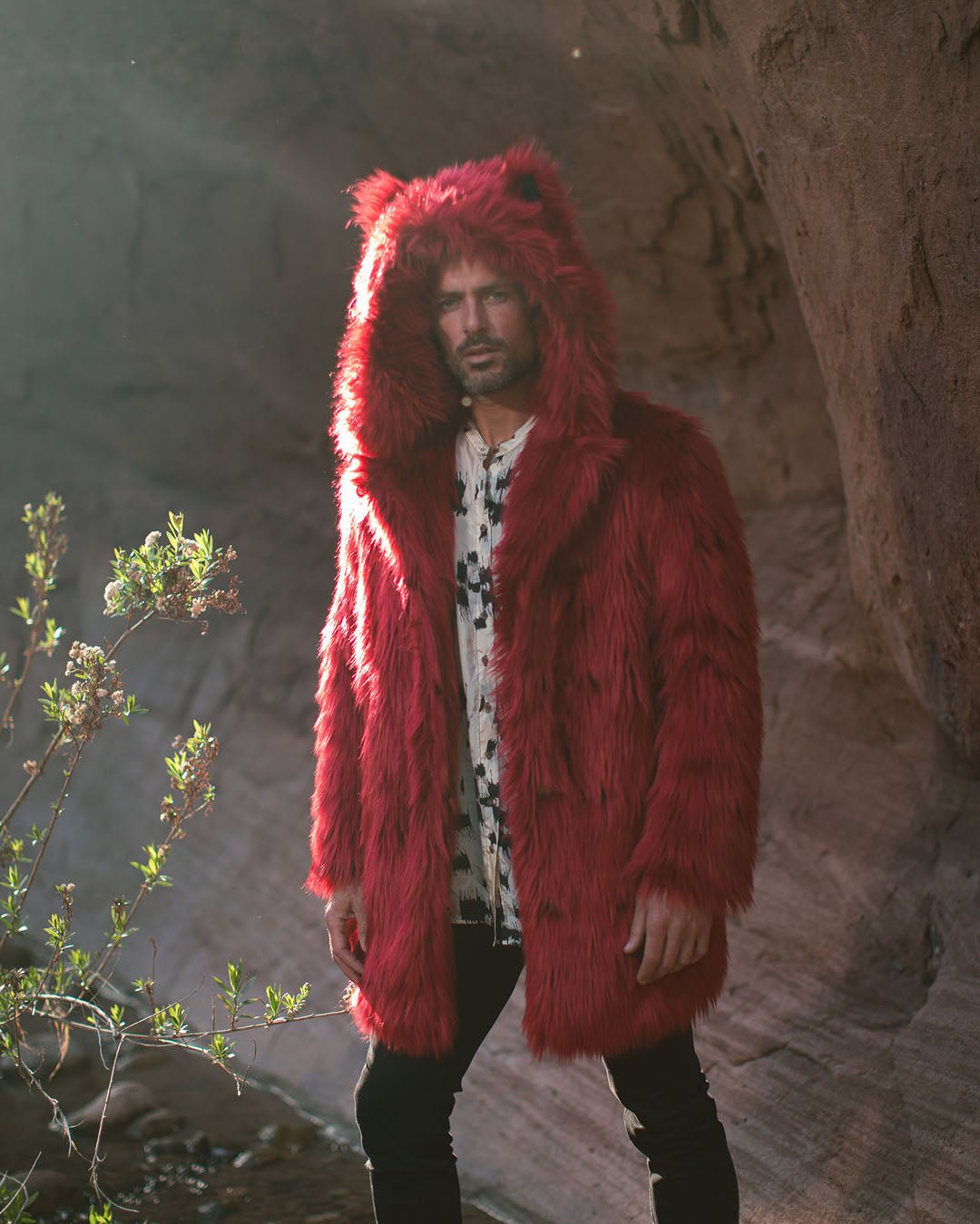 Red hooded fur coat 2025