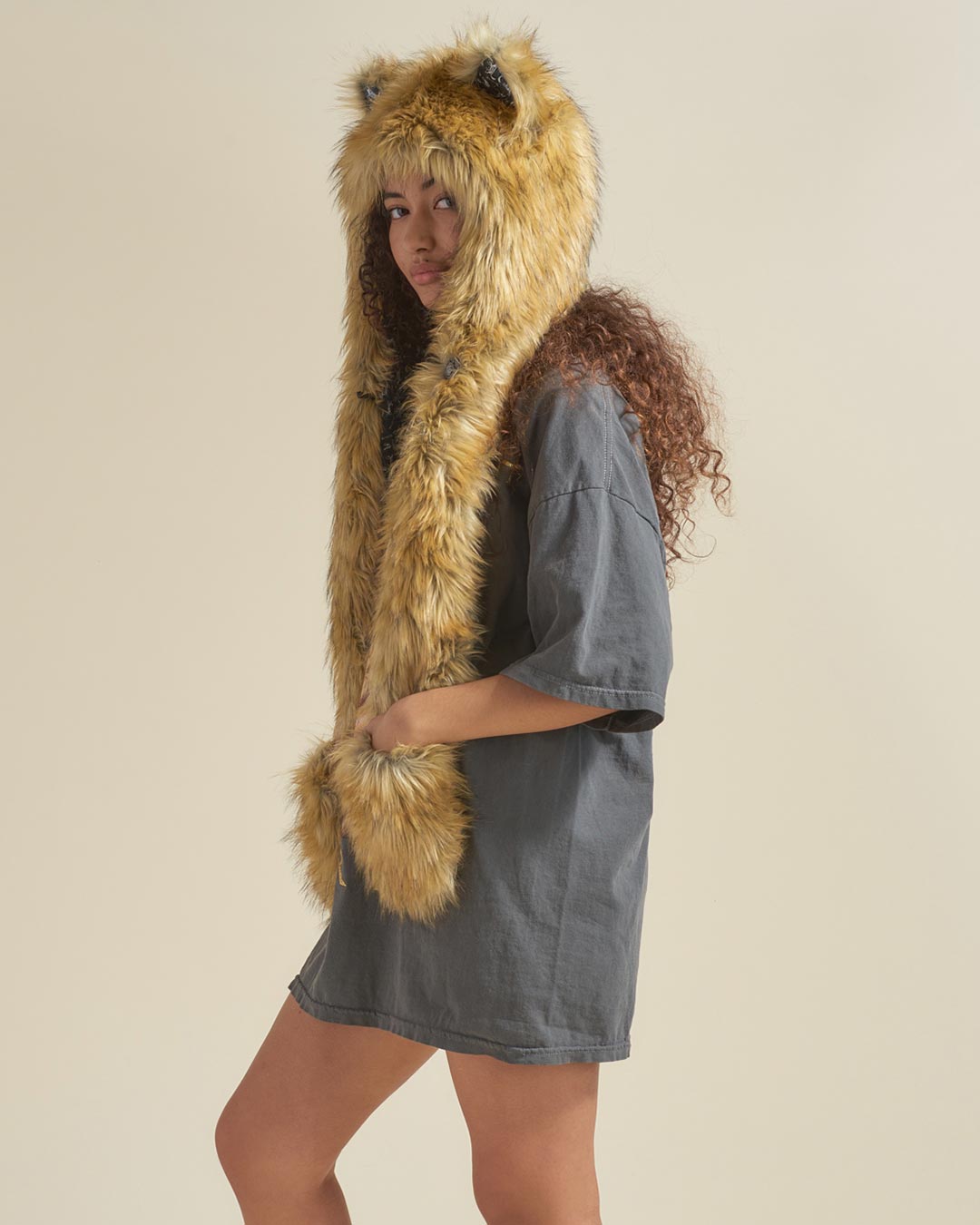 Calacas Wolf Collector Edition Faux Fur Hood | Women's