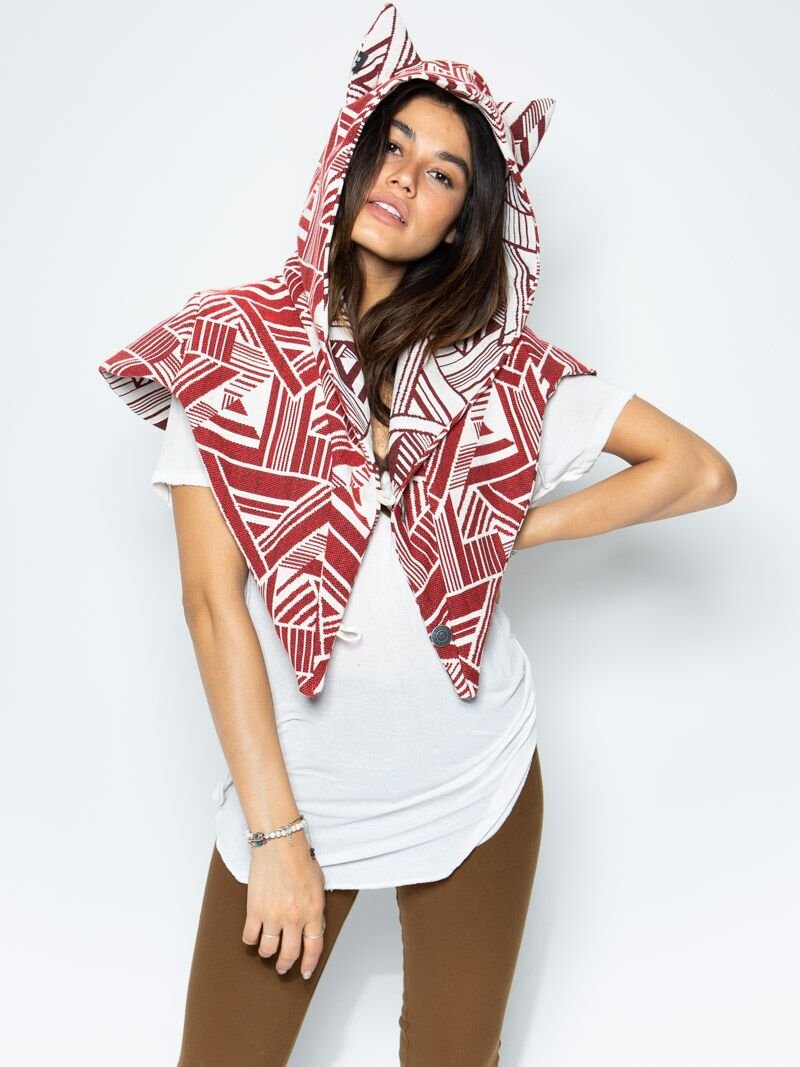 LE Wild Wolf Fabric Shawl with Hood on Female