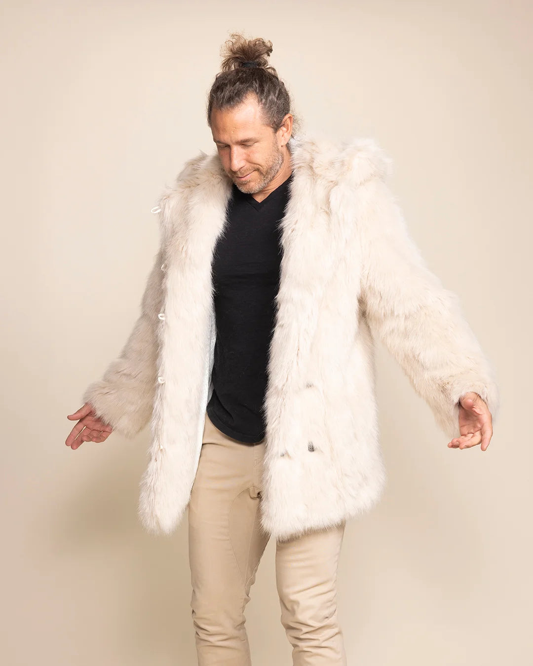 High-end men's streetwear: an all-white Arctic Wolf faux fur coat with a relaxed silhouette and functional 4-pocket design.