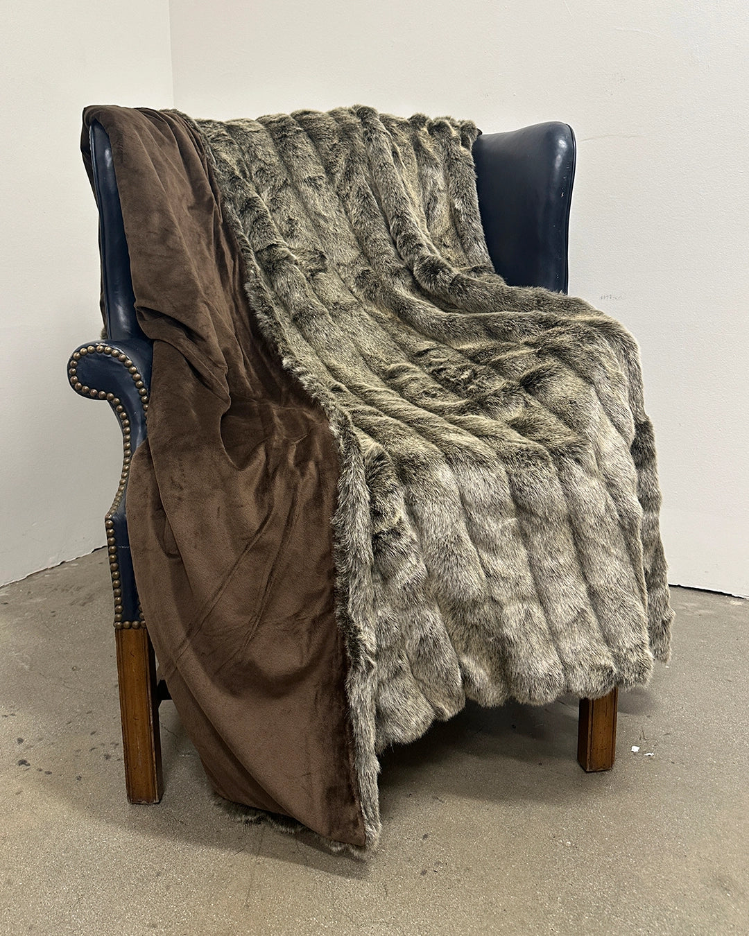 *Last Stock* Papa Wolf Throw
