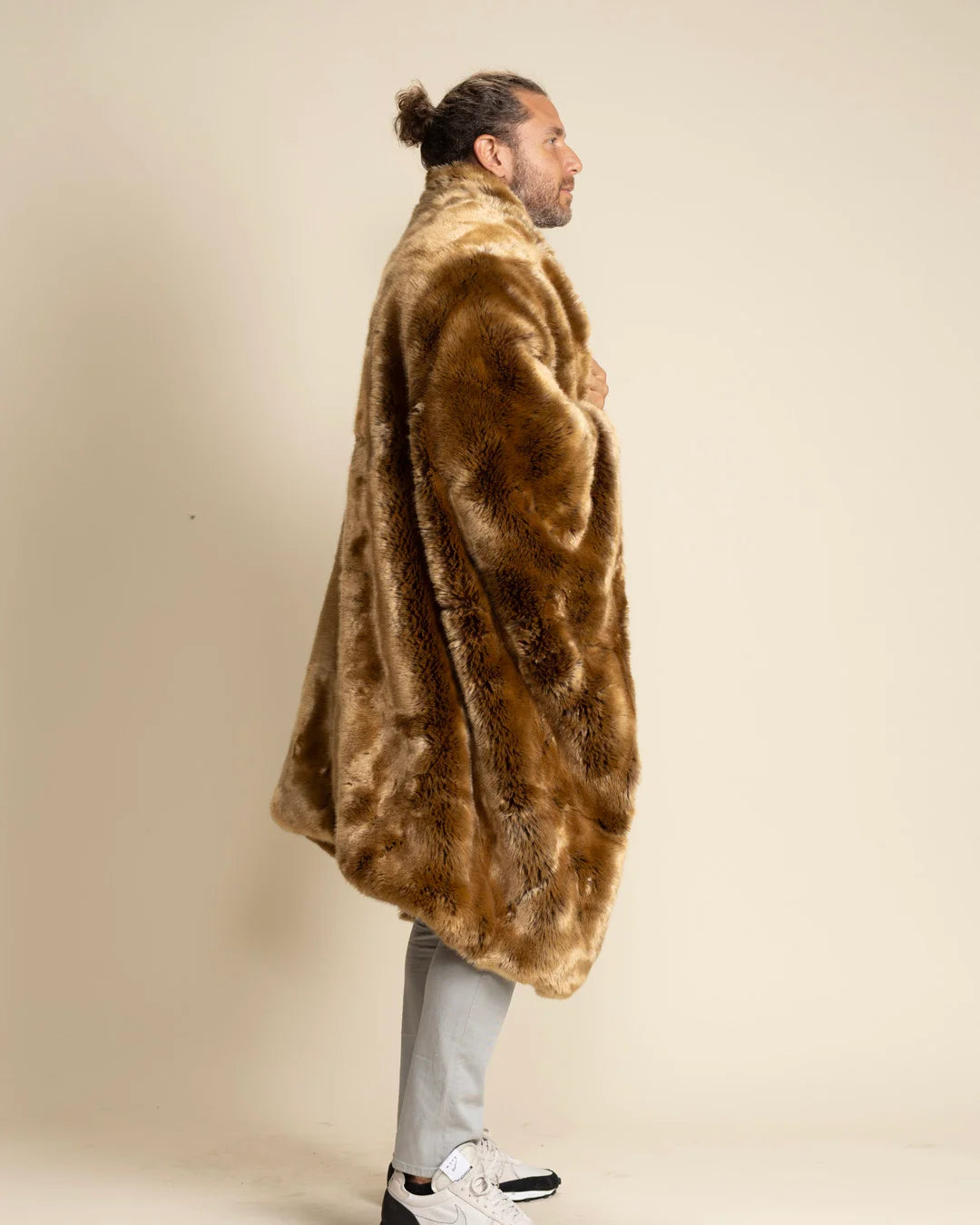 Signature Collection Faux Fur Throw | Golden Bear