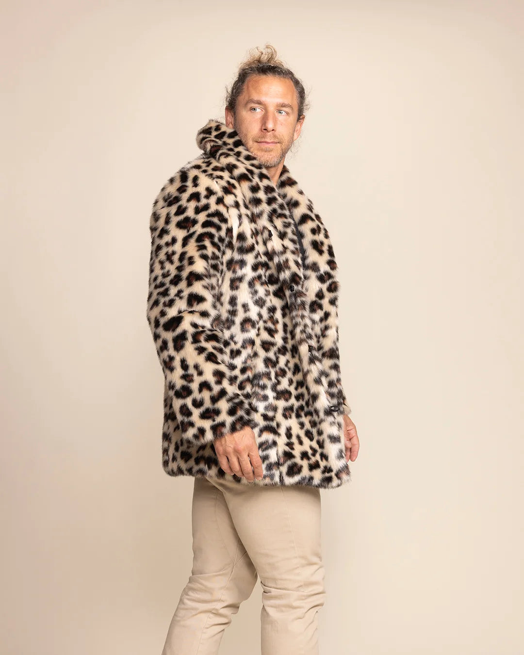 High-end men's streetwear: the Oncilla leopard collared fur jacket with a versatile collar and limited waste design.