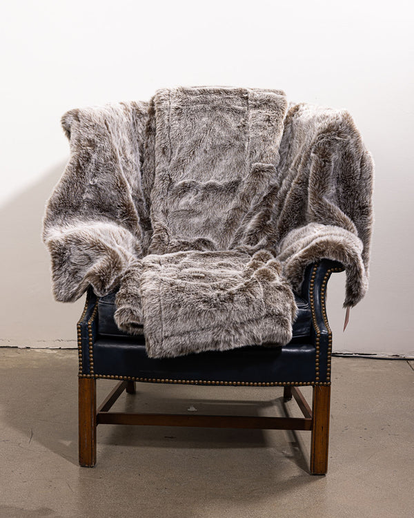 Signature Collection Faux Fur Throw | Silver Fox - SpiritHoods