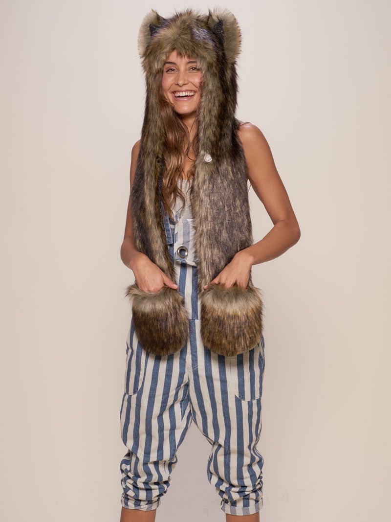 Brown Sea Wolf Collector Edition SpiritHood on Female