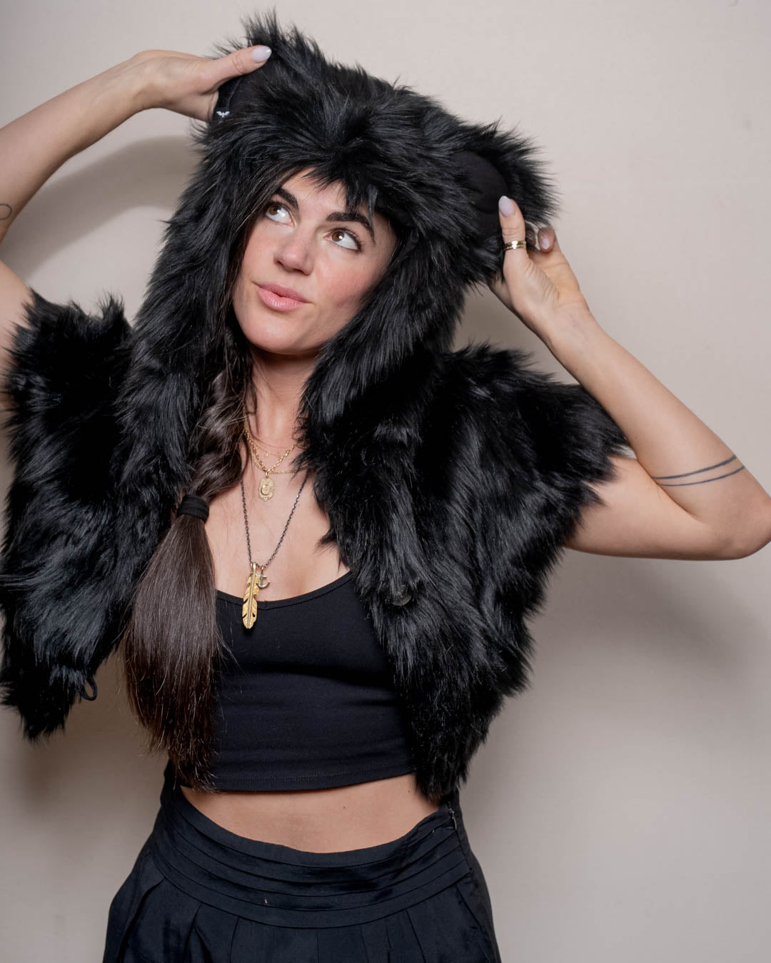 Black Bear Classic Faux Fur Shawl | Women's