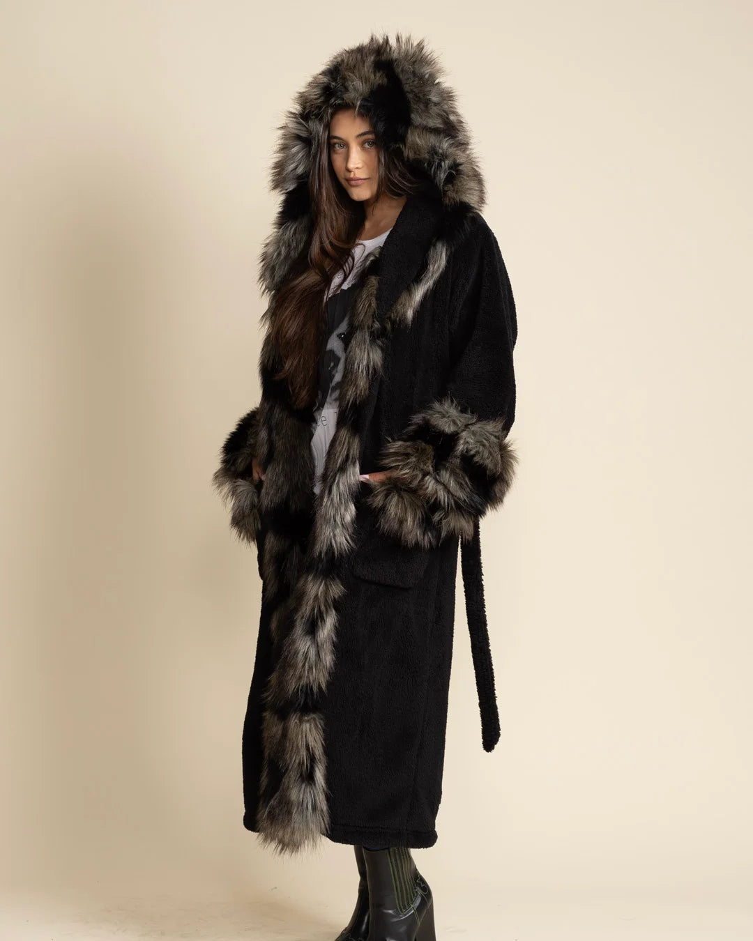 Hooded Women's Luxury Robe | Hyena