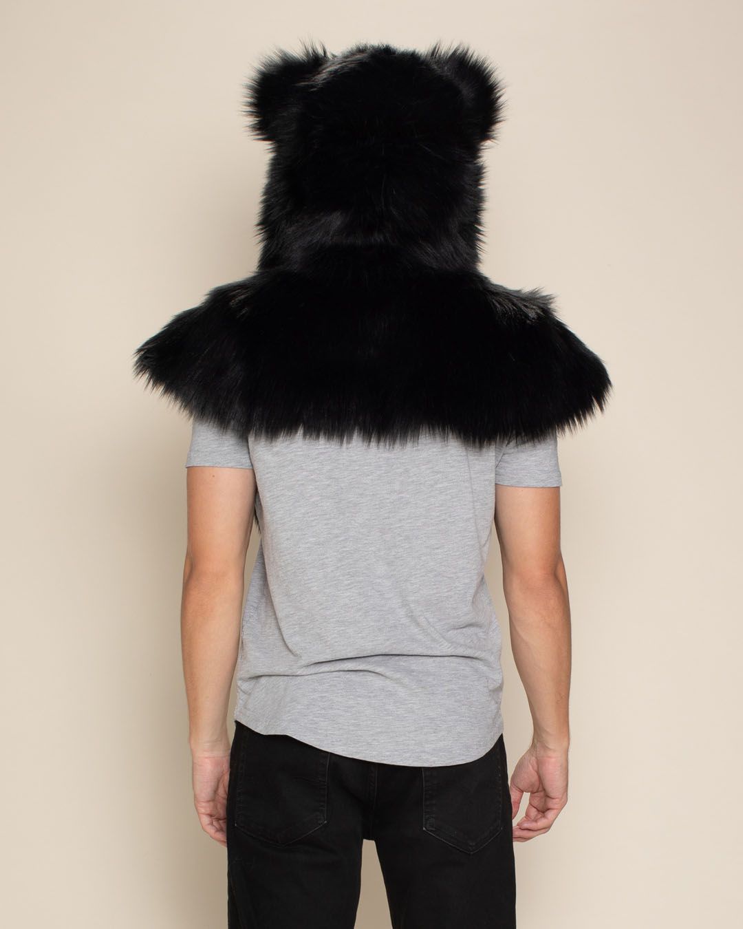 Black Bear Classic Faux Fur Shawl | Men's