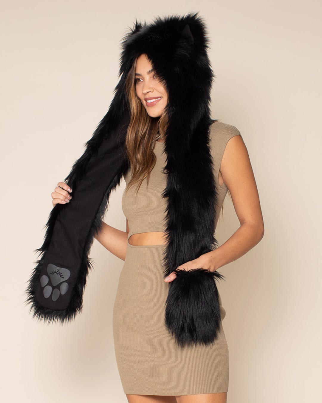 Black Wolf Faux Fur Hood | Women&#39;s