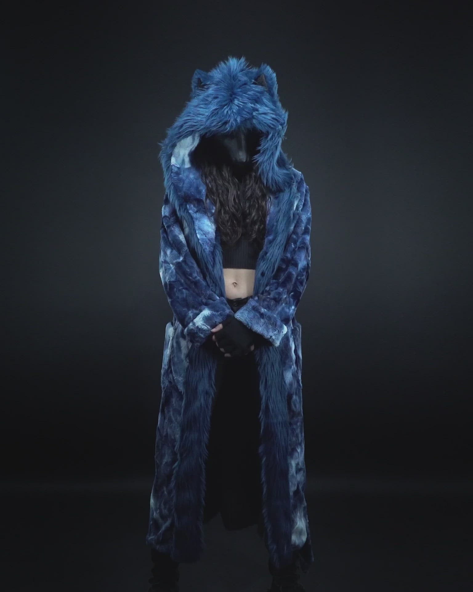 Video of Model Demonstrating Features of Classic Faux Fur Robe in Water Wolf Design