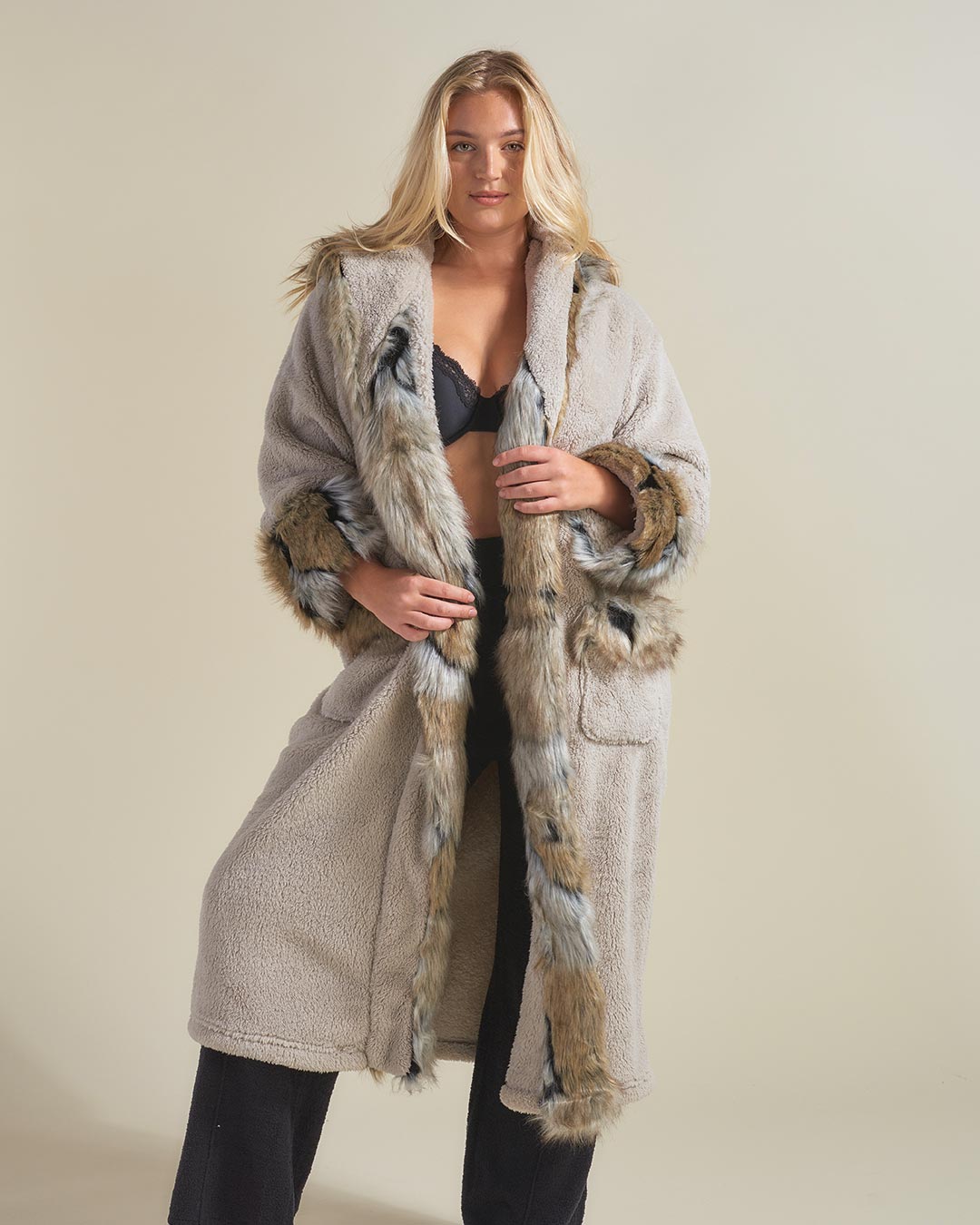 Woman wearing Wolverine Classic Faux Fur Robe, front view 1