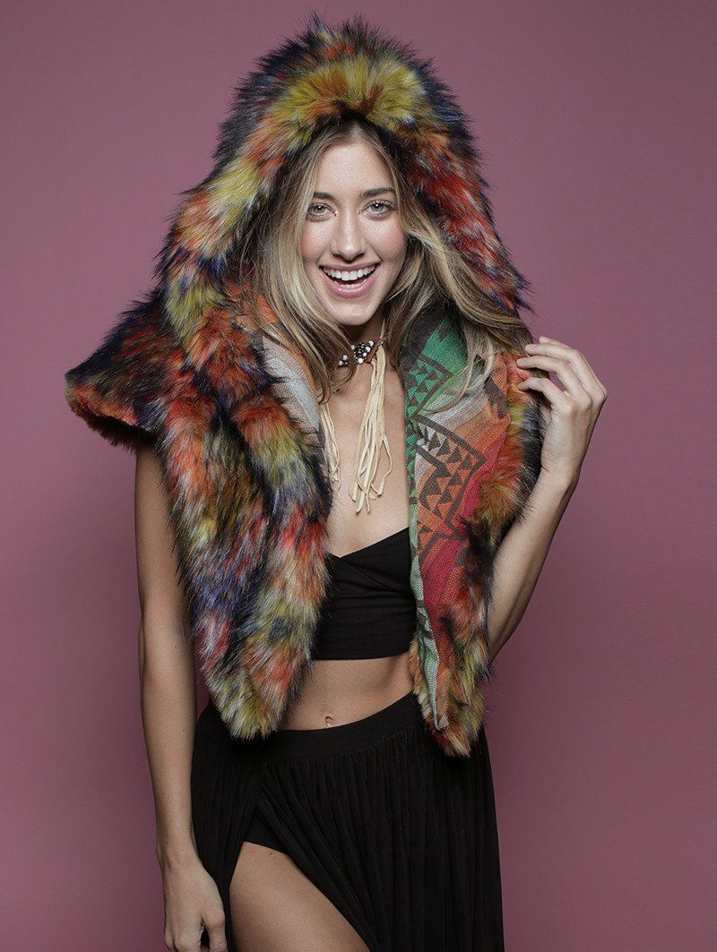 Parrot Shawl Faux Fur on Woman