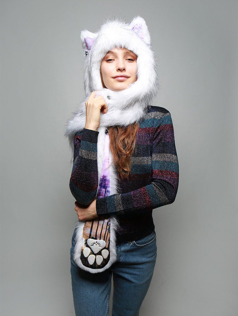 Husky Dreamin&#39; Collector SpiritHood on Female Model
