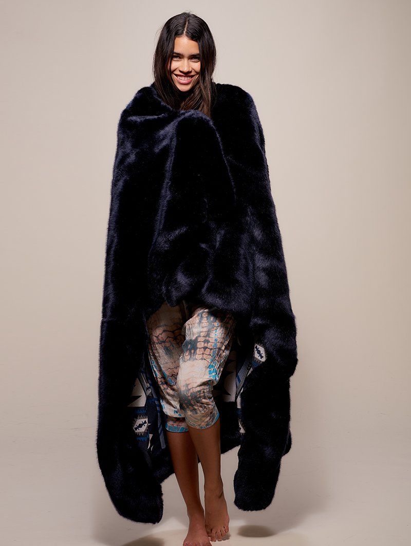 Luxe Faux Fur Throw with Indigo Fox Design