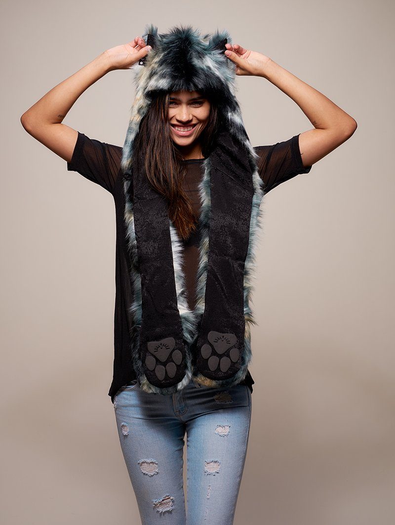 Exterior and Interior View of Marble Fox CE SpiritHood 