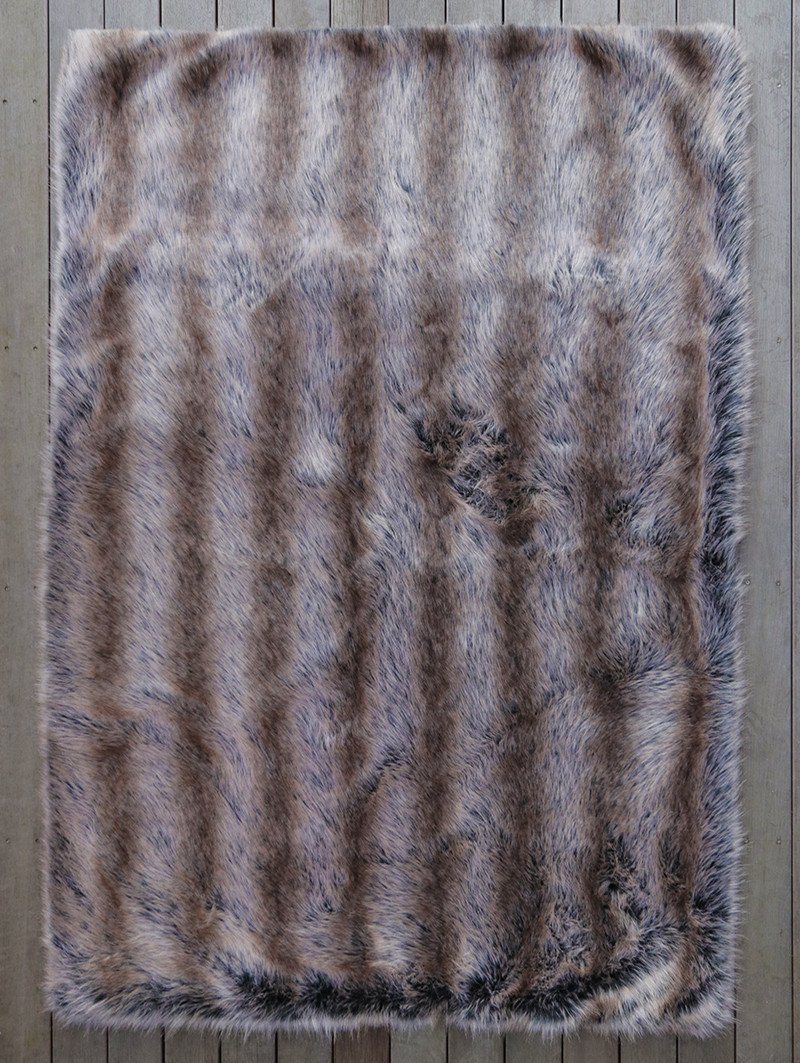  Small Faux Fur Throw with Grey Wolf Design
