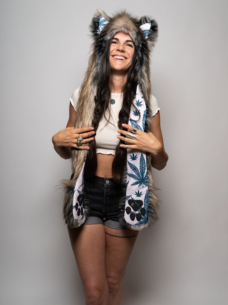 Smokey Mountain Wolf Collector Edition SpiritHood on Female Model