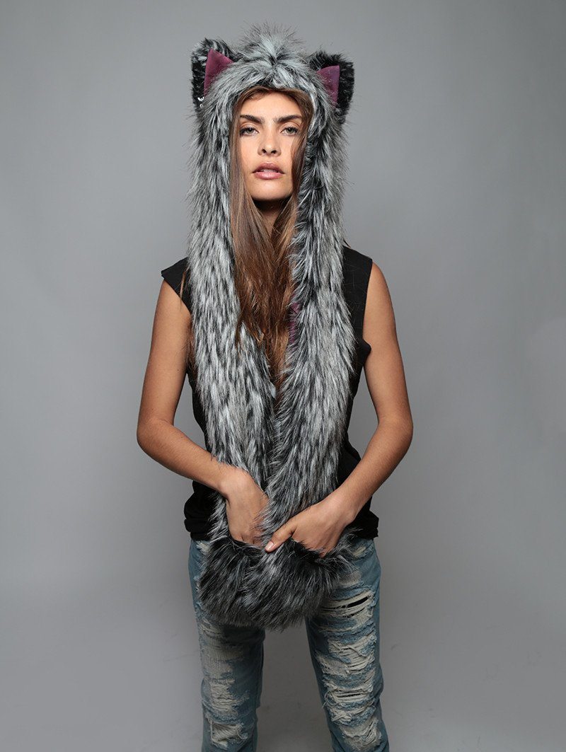 Siberian Wolf Collector Edition Faux Fur with Hood