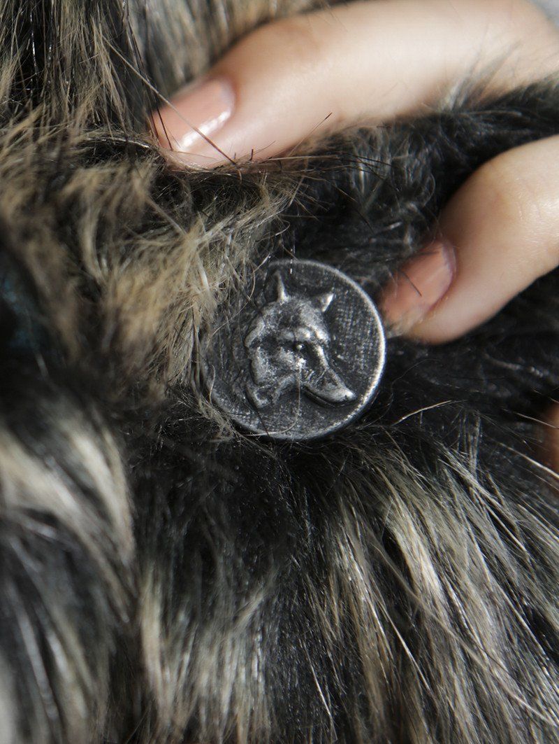 Woman wearing faux fur Direwolf Italy Collectors Edition, front view 6