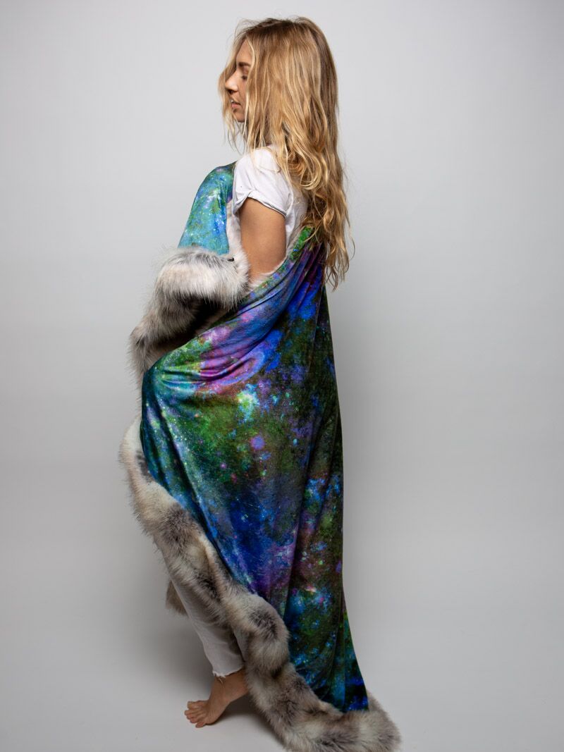 Timber Wolf Faux Fur Throw with Galaxy Liner