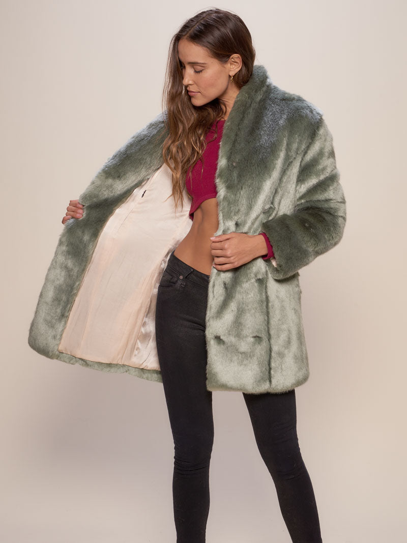 Exterior and Interior View of Hummingbird Luxe Collared Faux Fur Coat 