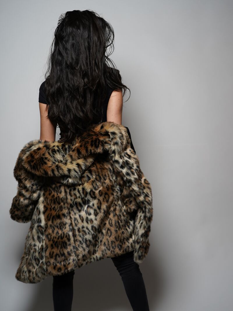 Women&#39;s Leopard V-Neck Faux Fur Coat on Female Model